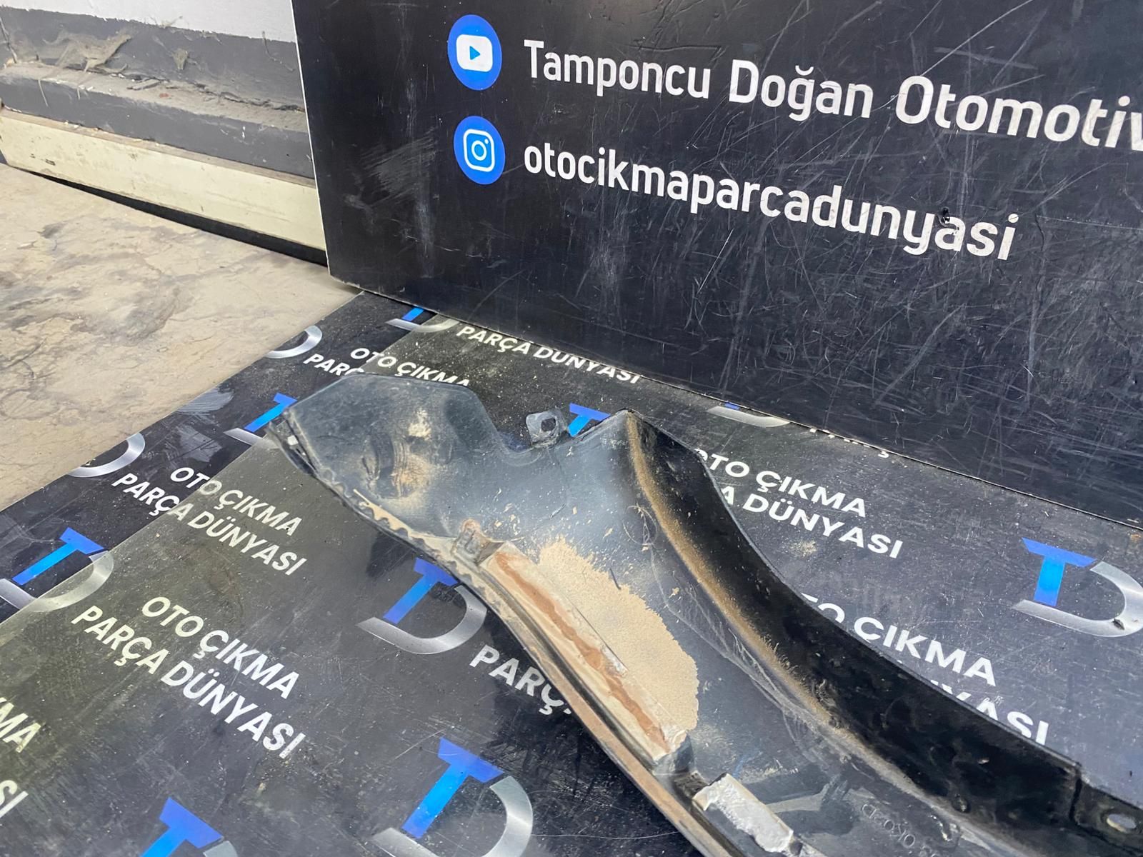 TOYOTA HILUX TAMPON �ER�D� �N